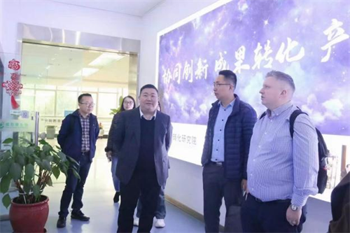 1热烈欢迎英国RANDOX生物部项目总监Chris博士一行莅临我司交流访问(1).png
